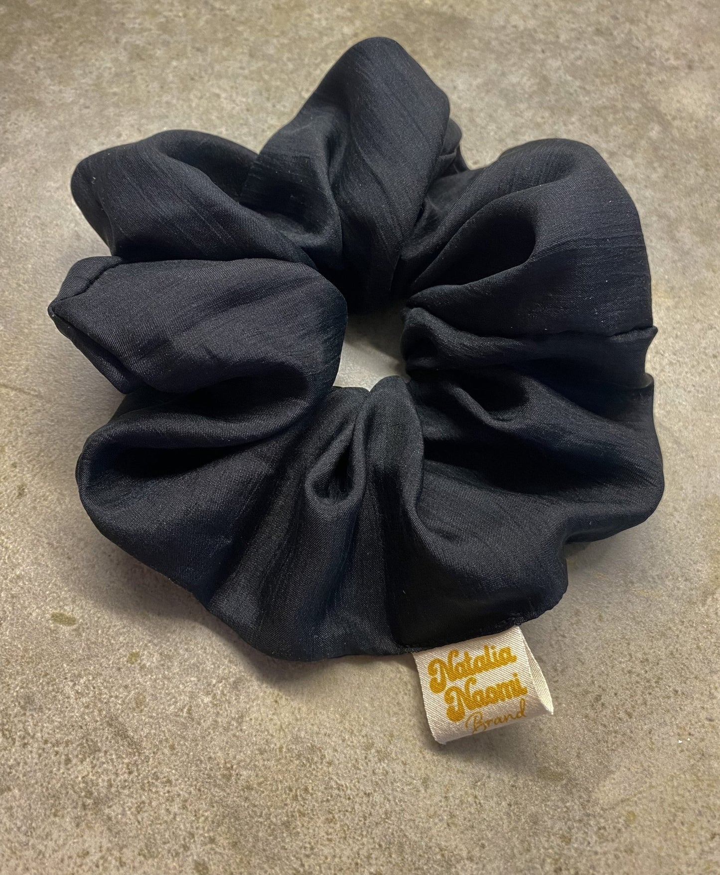 Silk Scrunchie- Black - Natalia Naomi Brand